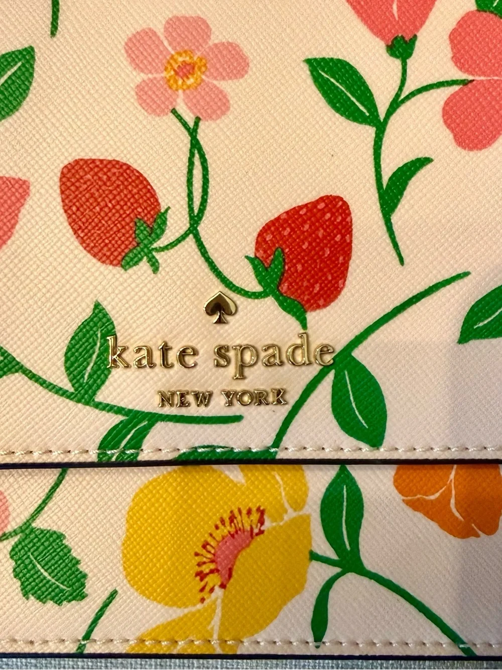 kate spade selling gorgeous